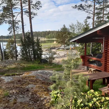 Lomamoekki Maentylae *